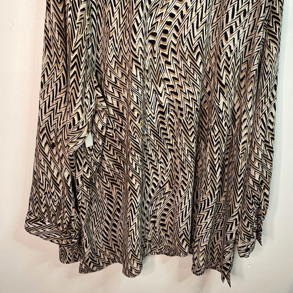 Catherine’s Animal Print Shirt - Picture 6 of 7
